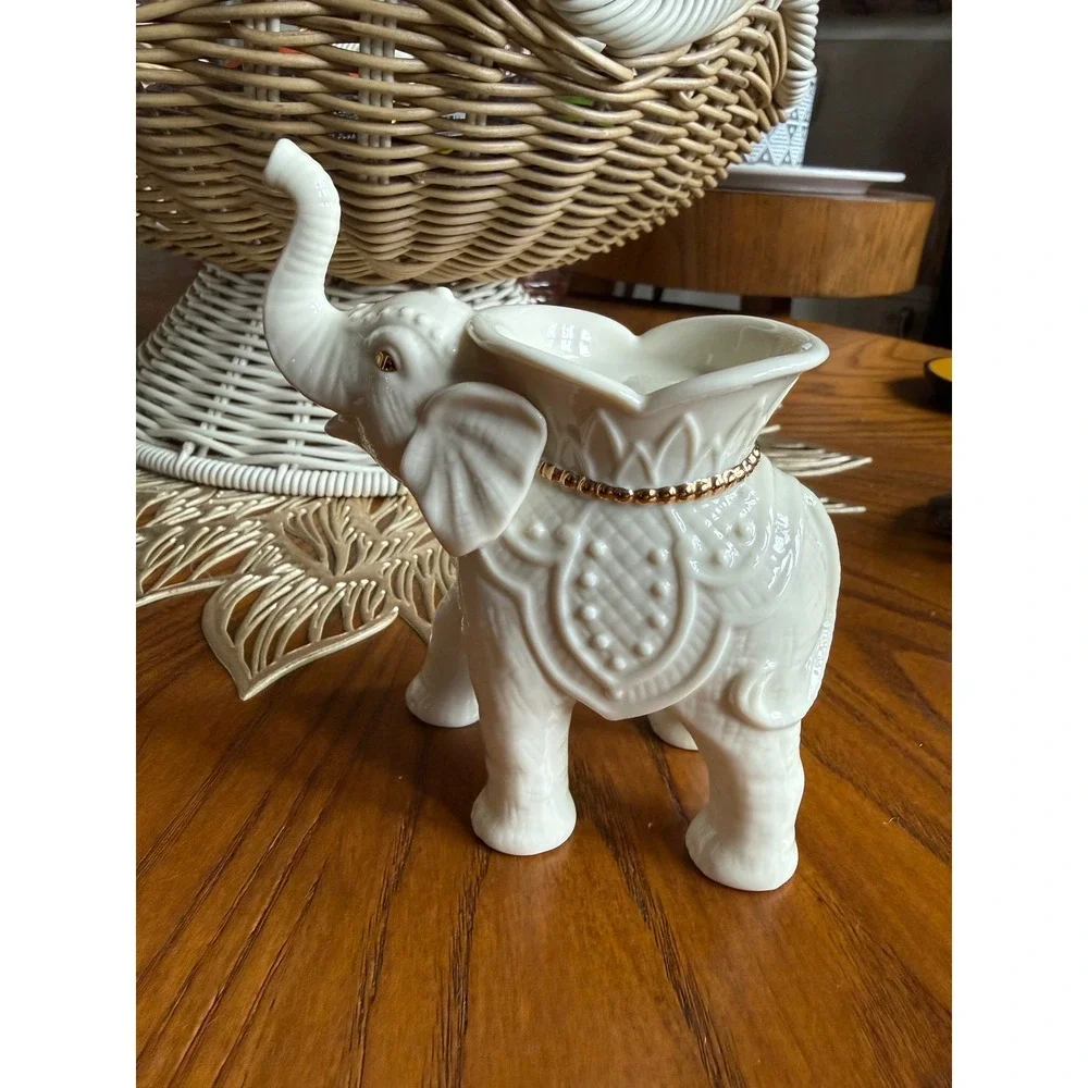 Lenox Elephant Tealight Candle Holder Home Decor Cream Gold Excellent Trunk Up